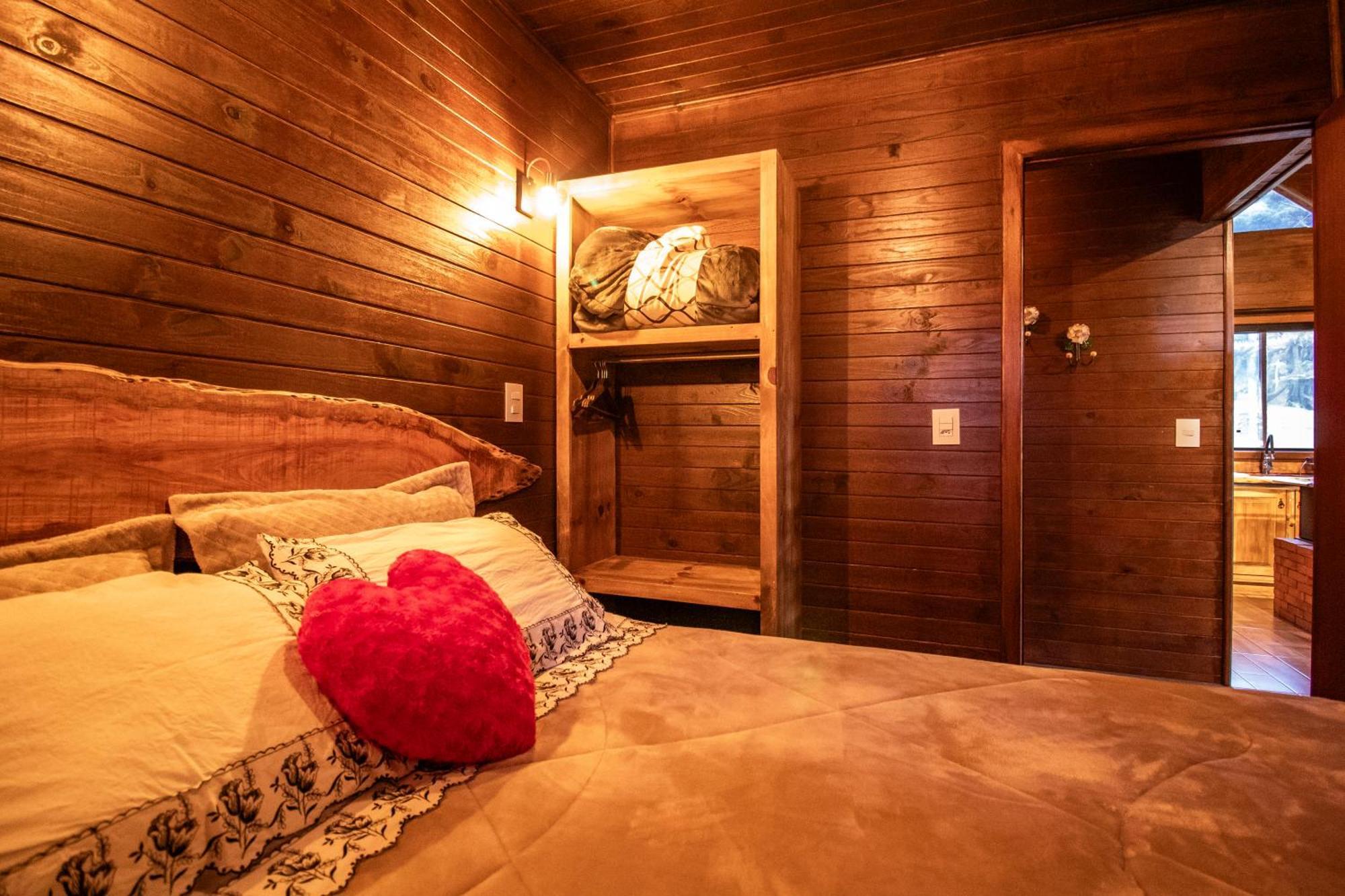Casas Rainha Da Serra 02 Dorm Casal E Cozinha 乌鲁比西 外观 照片