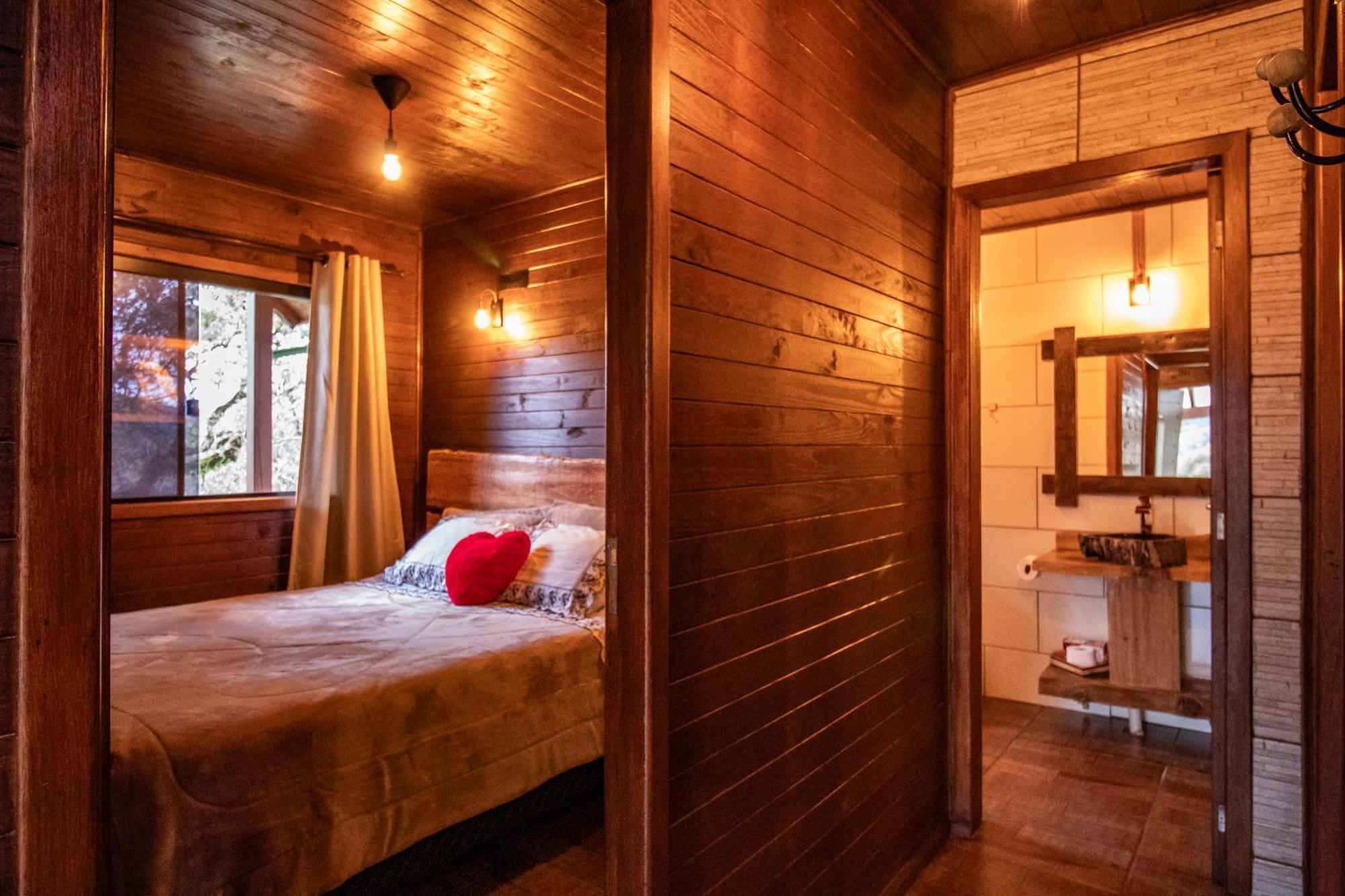 Casas Rainha Da Serra 02 Dorm Casal E Cozinha 乌鲁比西 外观 照片