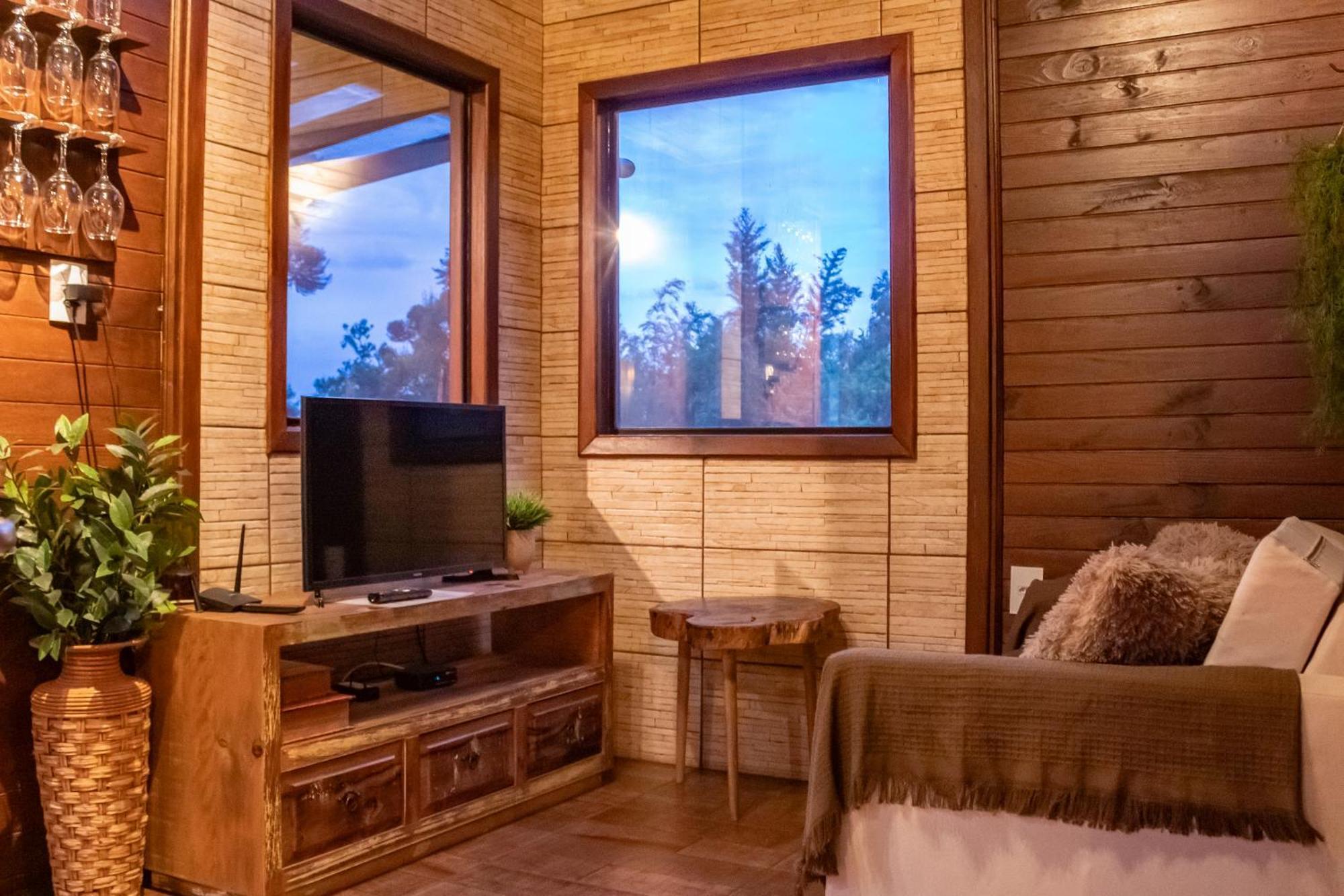 Casas Rainha Da Serra 02 Dorm Casal E Cozinha 乌鲁比西 外观 照片