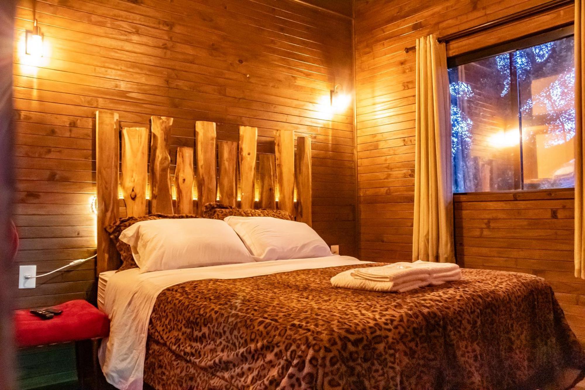 Casas Rainha Da Serra 02 Dorm Casal E Cozinha 乌鲁比西 外观 照片